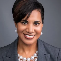 Headshot of Kara Odom Walker